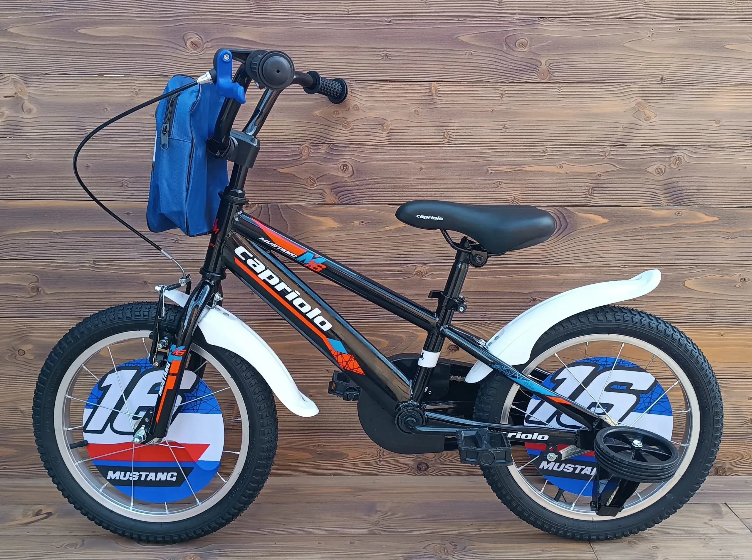 Bicicleta cu roti ajutatoare Capriolo Mustang black blue red