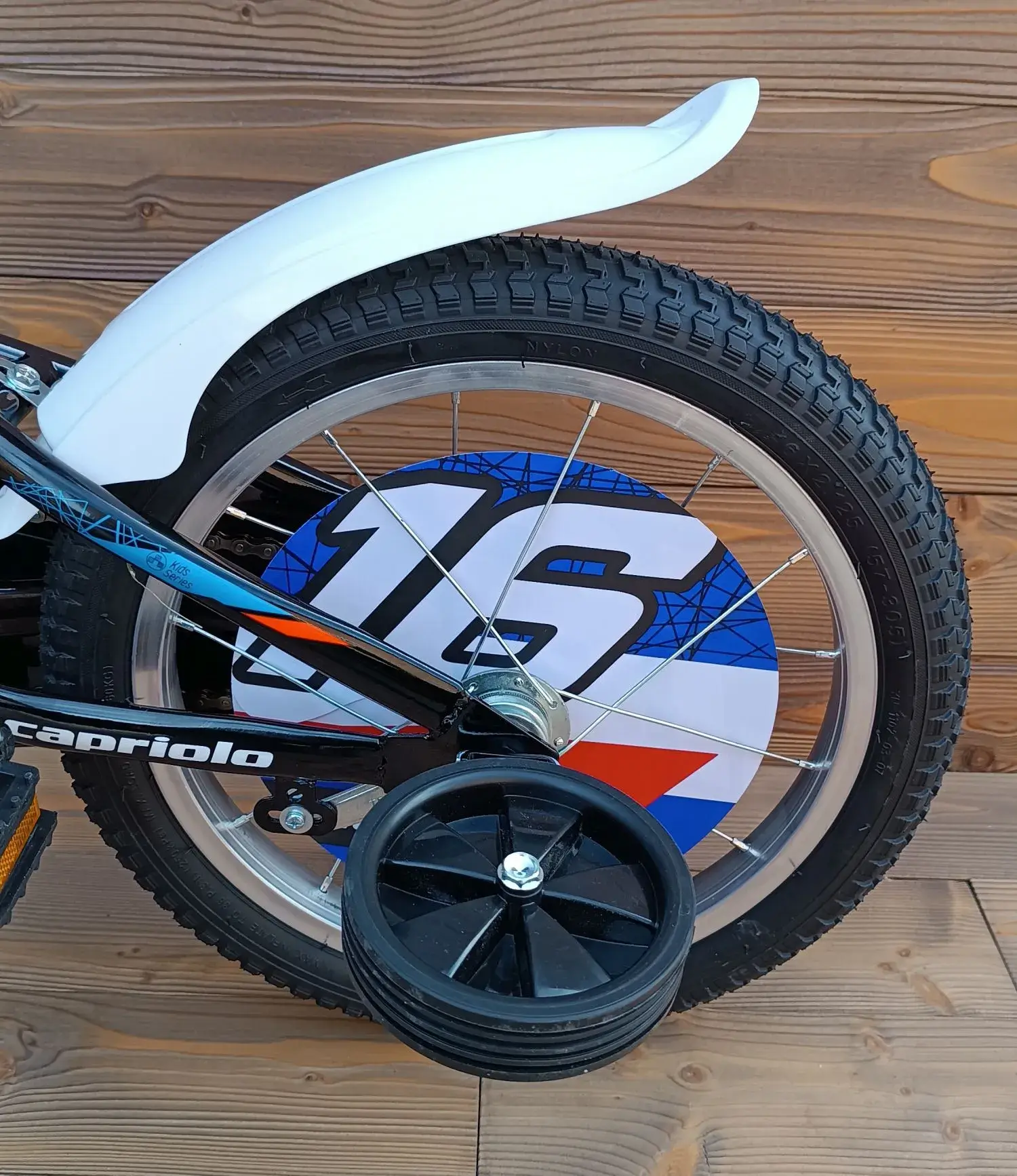 Bicicleta cu roti ajutatoare Capriolo Mustang black blue red